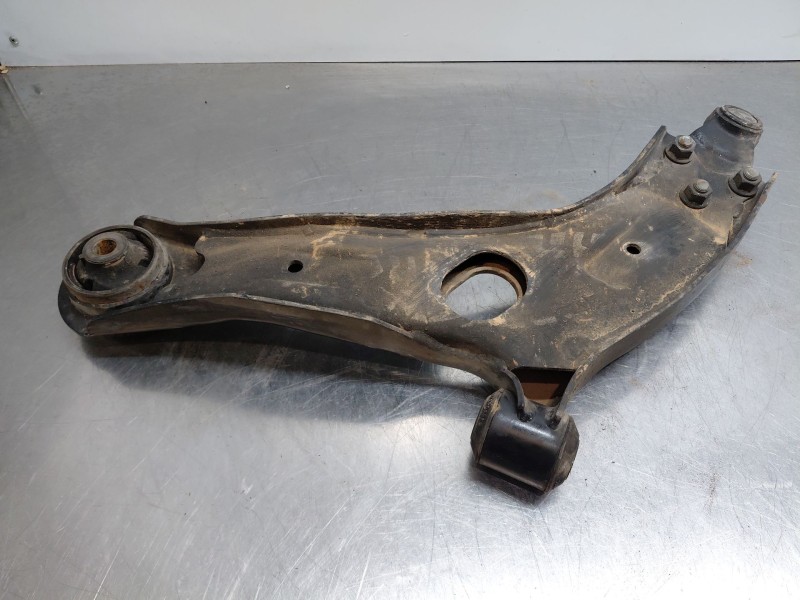 Recambio de brazo suspension inferior delantero derecho para ssangyong korando urban referencia OEM IAM   