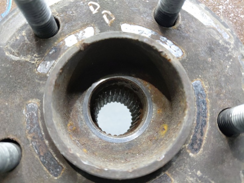 Recambio de mangueta delantera derecha para ford mondeo turn. titanium referencia OEM IAM   