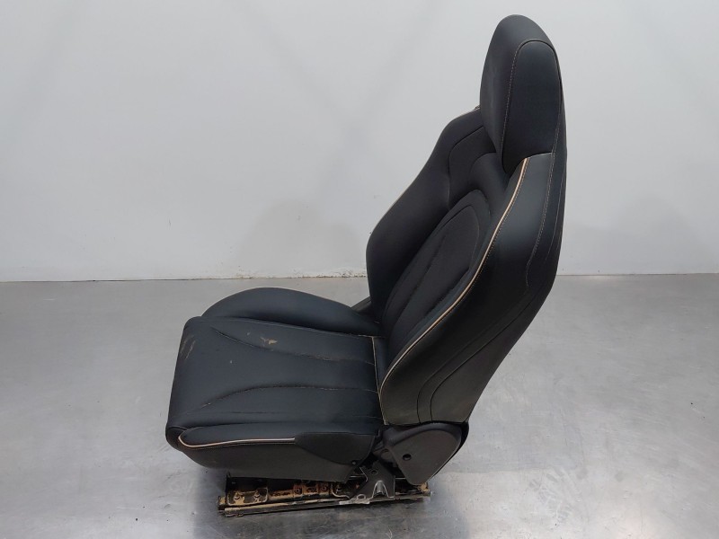Recambio de asiento delantero derecho para omoda 5 premium referencia OEM IAM   