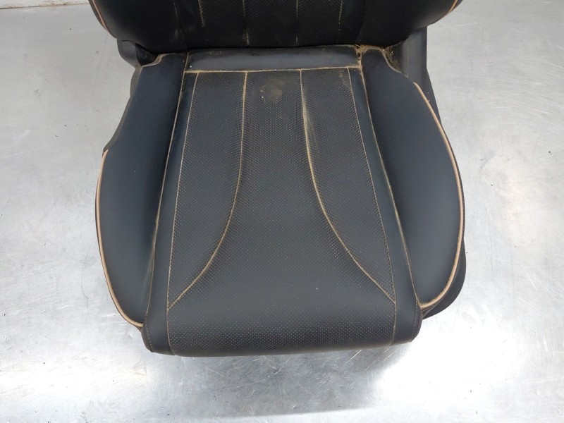 Recambio de asiento delantero izquierdo para omoda 5 premium referencia OEM IAM   
