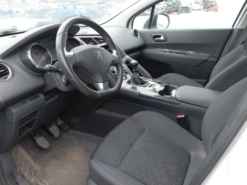 peugeot 3008 ii suv (mc_, mr_, mj_, m4_) del año 2016