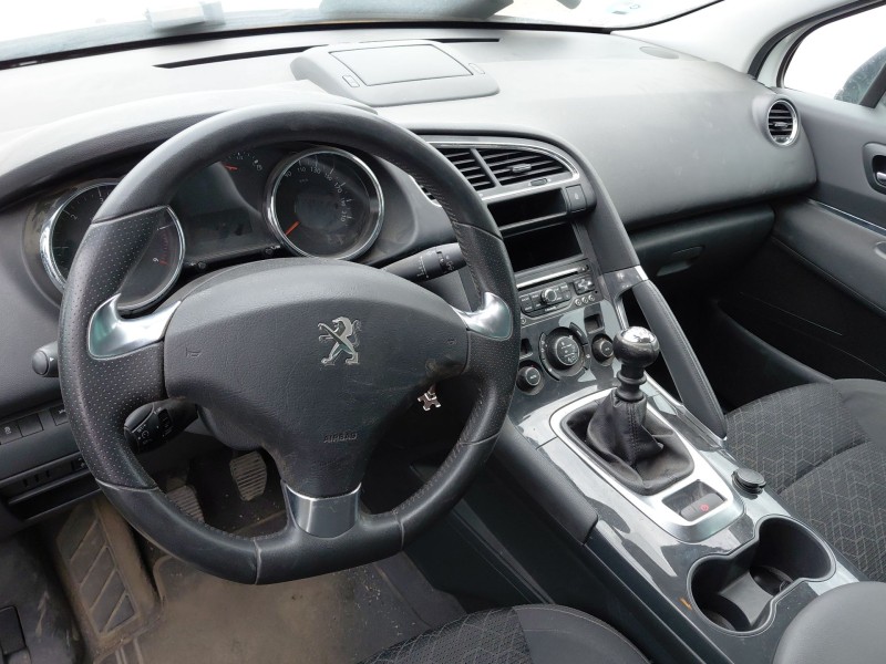 peugeot 3008 ii suv (mc_, mr_, mj_, m4_) del año 2016
