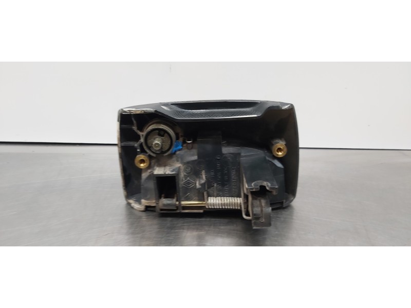 Recambio de maneta exterior lateral derecha para renault kangoo (f/kc0) rt pack aventure referencia OEM IAM 8200042082   Recambio de maneta exterior lateral derecha para renault kangoo (f/kc0) rt pack aventure referencia OEM IAM 8200042082
