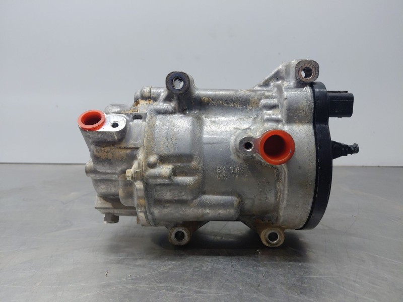 Recambio de compresor aire acondicionado para toyota yaris cross mpx style referencia OEM IAM   