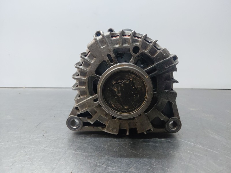 Recambio de alternador para ford mondeo turn. titanium referencia OEM IAM   