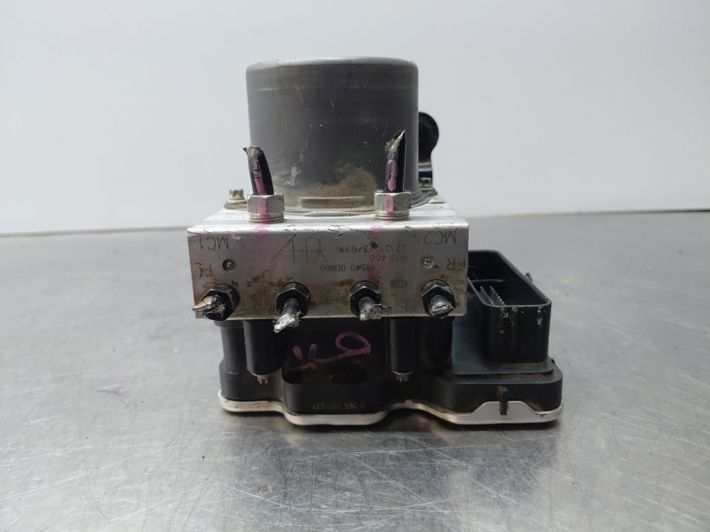 Recambio de abs para toyota yaris cross mpx style referencia OEM IAM   