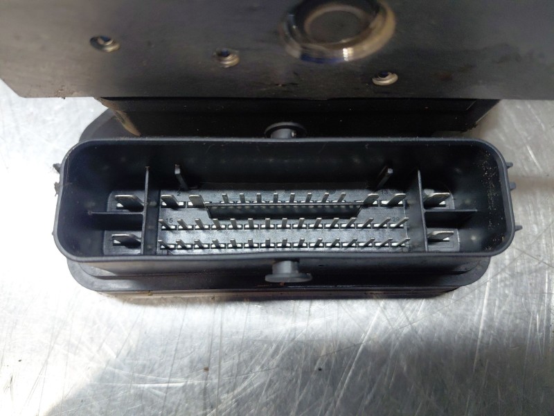 Recambio de abs para toyota yaris cross mpx style referencia OEM IAM   