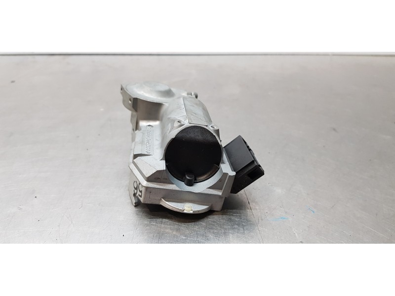 Recambio de antirrobo para mercedes clase c (w203) berlina 180 compressor (203.046) referencia OEM IAM A2031621130  