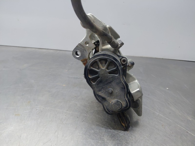 Recambio de pinza freno trasera derecha para toyota yaris cross mpx style referencia OEM IAM   
