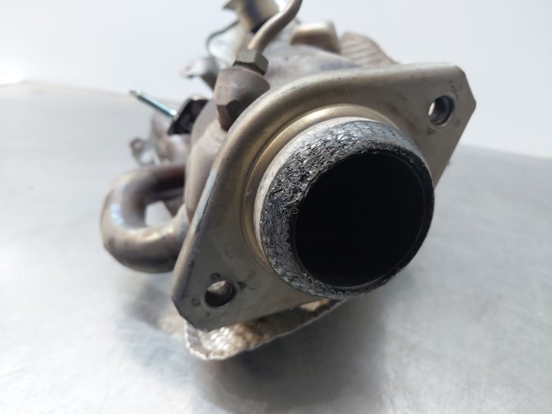 Recambio de catalizador para toyota yaris cross mpx style referencia OEM IAM   