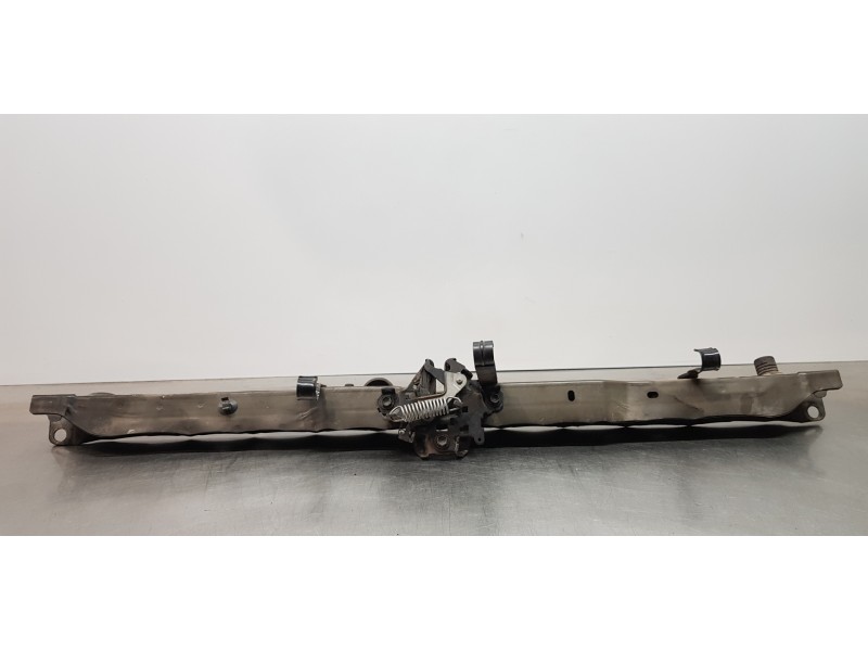 Recambio de travesaño superior para toyota rav 4 (a3) executive referencia OEM IAM 5321642901  