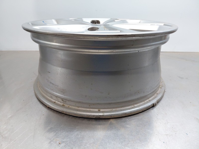 Recambio de llanta para hyundai kona (os, ose, osi) 1.0 t-gdi referencia OEM IAM   