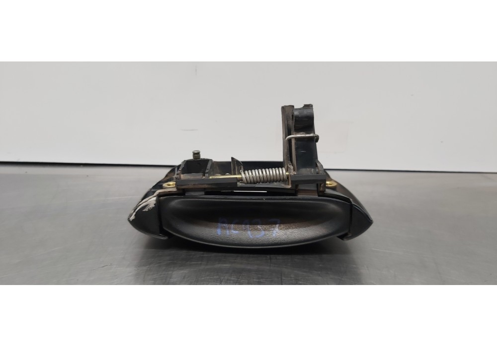 Recambio de maneta exterior lateral derecha para renault kangoo (f/kc0) rt pack aventure referencia OEM IAM 8200042082   Recambio de maneta exterior lateral derecha para renault kangoo (f/kc0) rt pack aventure referencia OEM IAM 8200042082