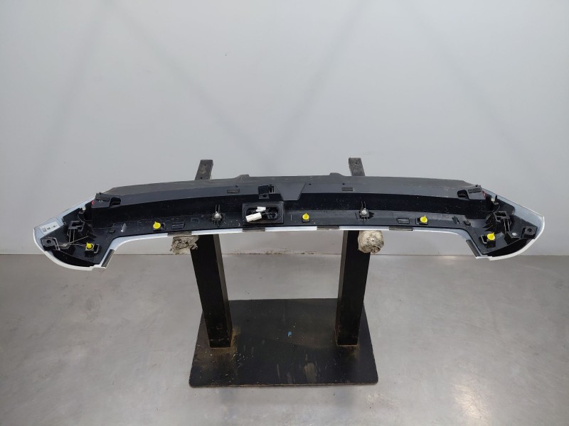 Recambio de aleron trasero para toyota yaris cross mpx style referencia OEM IAM   