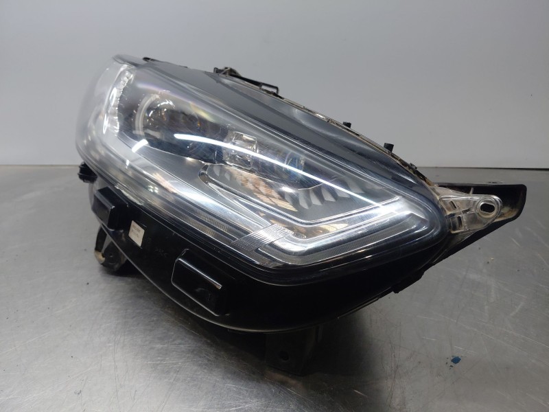 Recambio de faro derecho para ford mondeo turn. titanium referencia OEM IAM   