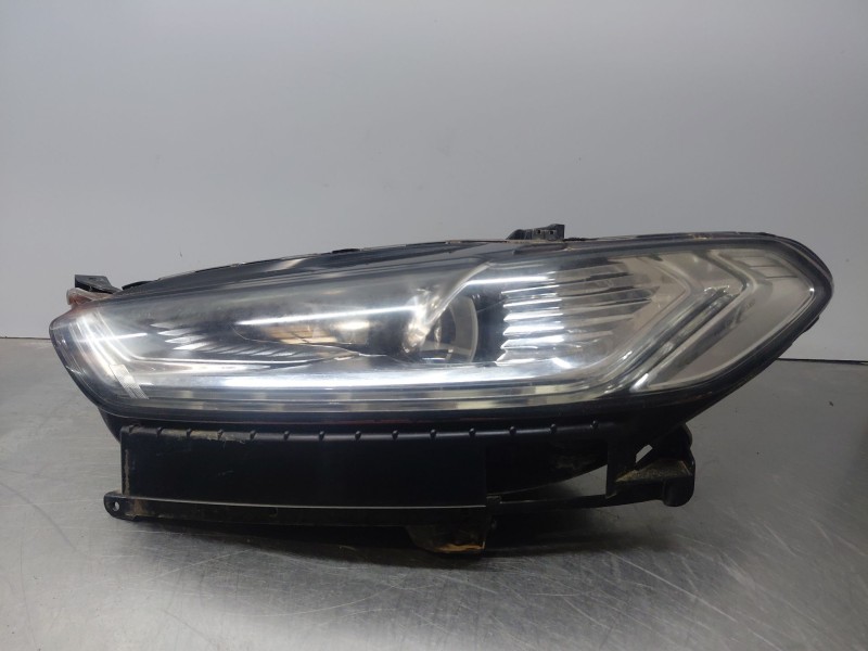 Recambio de faro izquierdo para ford mondeo turn. titanium referencia OEM IAM   