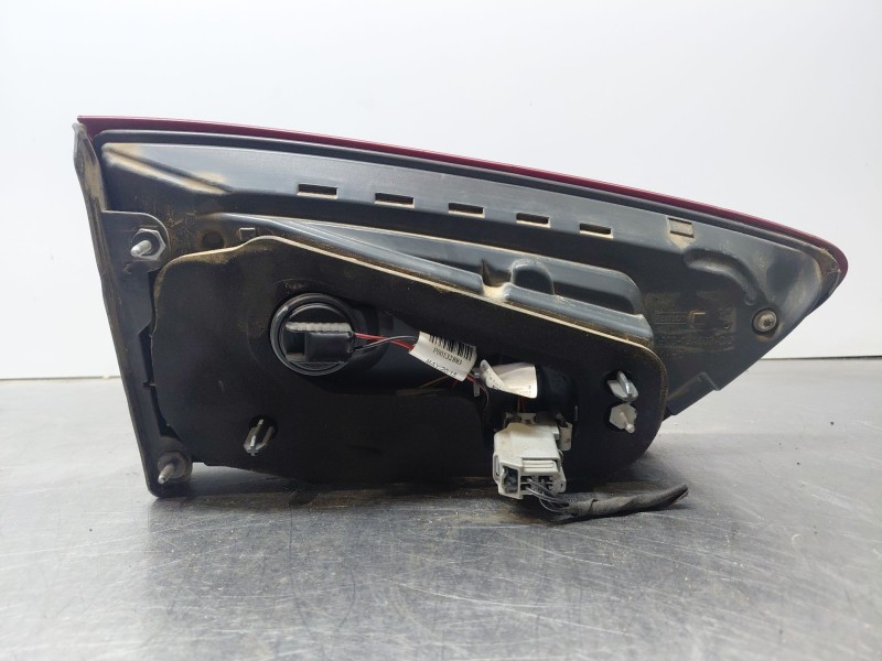 Recambio de piloto trasero derecho interior para ford mondeo turn. titanium referencia OEM IAM   
