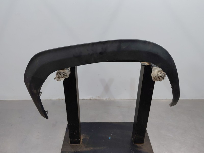 Recambio de aletin delantero derecho para toyota yaris cross mpx style referencia OEM IAM   