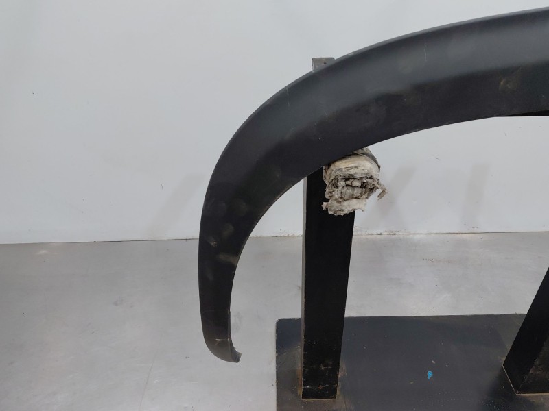Recambio de aletin delantero izquierdo para toyota yaris cross mpx style referencia OEM IAM   