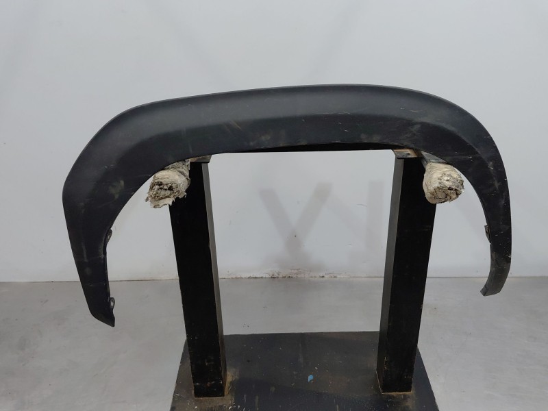 Recambio de aletin delantero derecho para toyota yaris cross mpx style referencia OEM IAM   