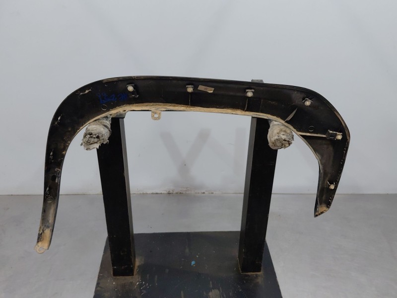 Recambio de aletin delantero derecho para toyota yaris cross mpx style referencia OEM IAM   