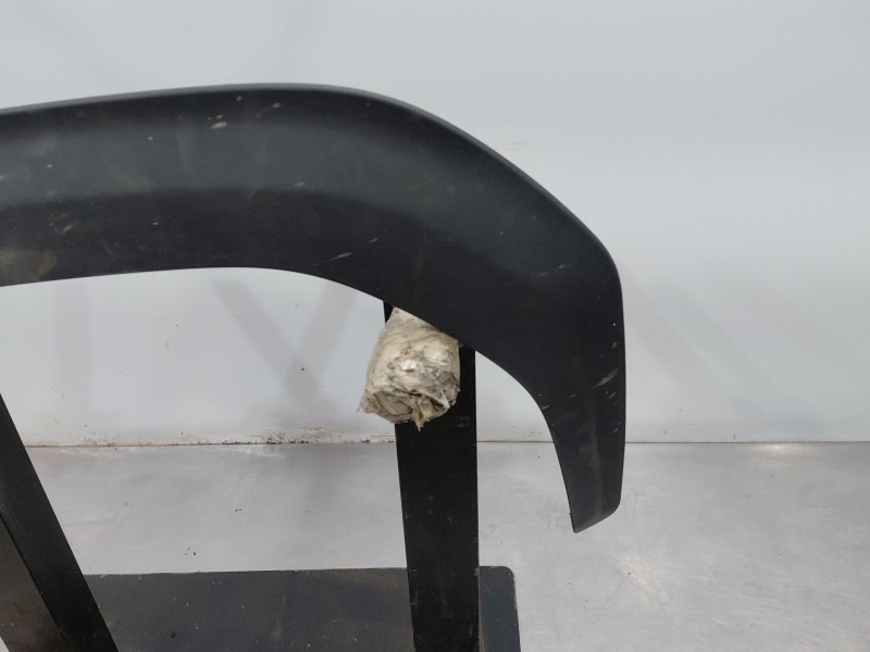 Recambio de aletin delantero izquierdo para toyota yaris cross mpx style referencia OEM IAM 10  