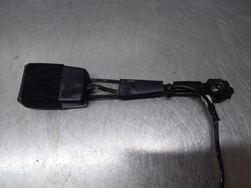 Recambio de enganche del cinturon delantero der para ford mondeo turn. titanium referencia OEM IAM   