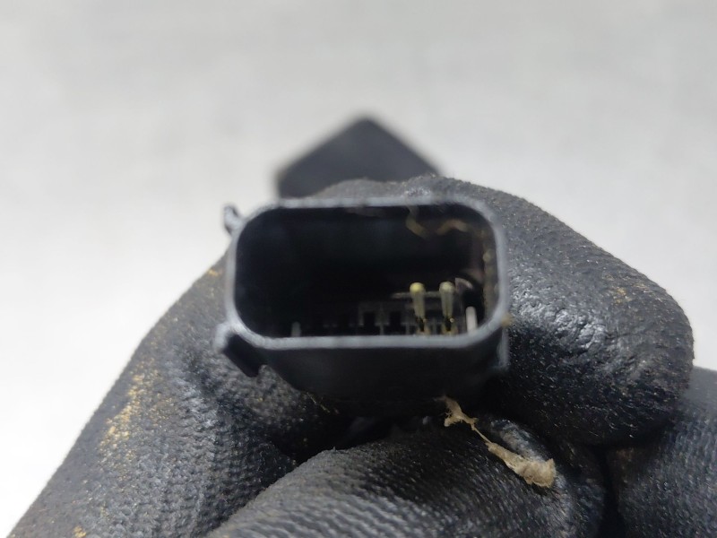Recambio de enganche del cinturon delantero der para ford mondeo turn. titanium referencia OEM IAM   