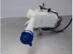 Recambio de deposito limpia para toyota yaris cross mpx style referencia OEM IAM    2