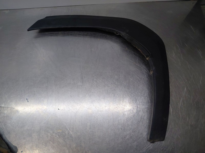 Recambio de aletin trasero izquierdo para toyota yaris cross mpx style referencia OEM IAM   