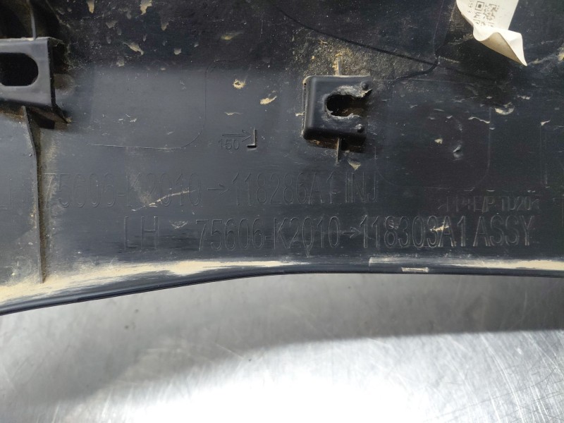 Recambio de aletin trasero izquierdo para toyota yaris cross mpx style referencia OEM IAM   