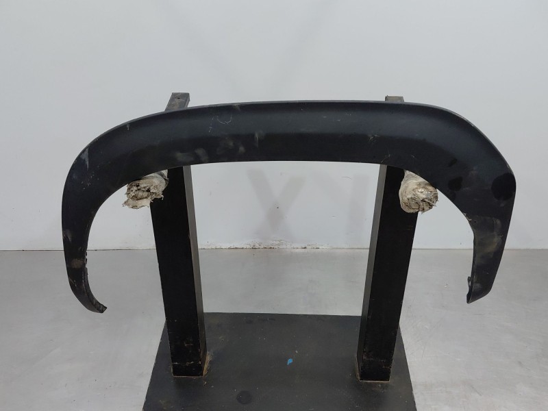 Recambio de aletin delantero izquierdo para toyota yaris cross mpx style referencia OEM IAM   