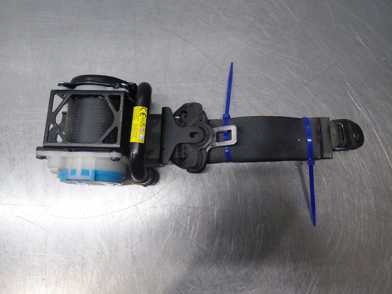 Recambio de cinturon seguridad trasero derecho para toyota yaris cross mpx style referencia OEM IAM   
