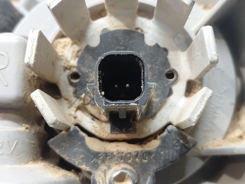 Recambio de faro antiniebla derecho para toyota yaris cross mpx style referencia OEM IAM   