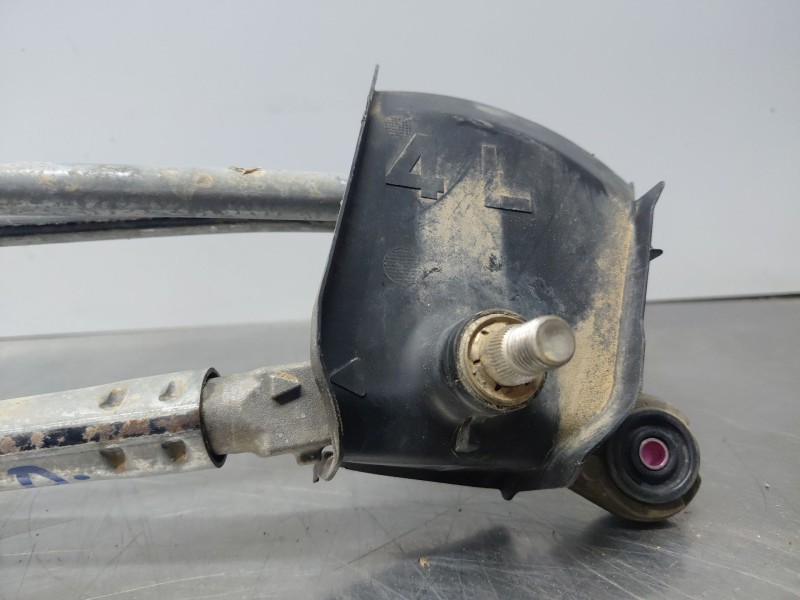 Recambio de motor limpia delantero para toyota yaris cross mpx style referencia OEM IAM   