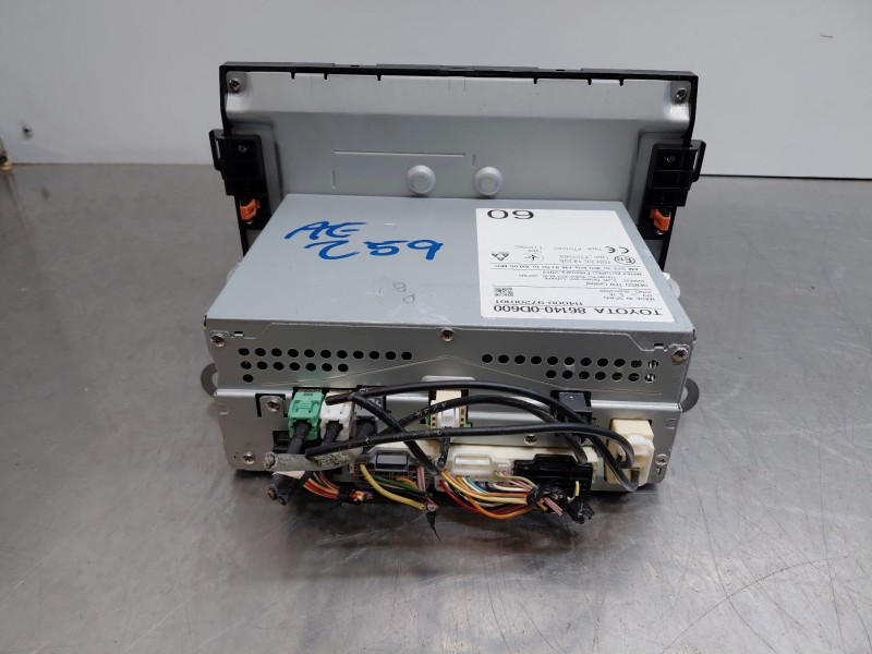 Recambio de pantalla multifuncion para toyota yaris cross mpx style referencia OEM IAM   