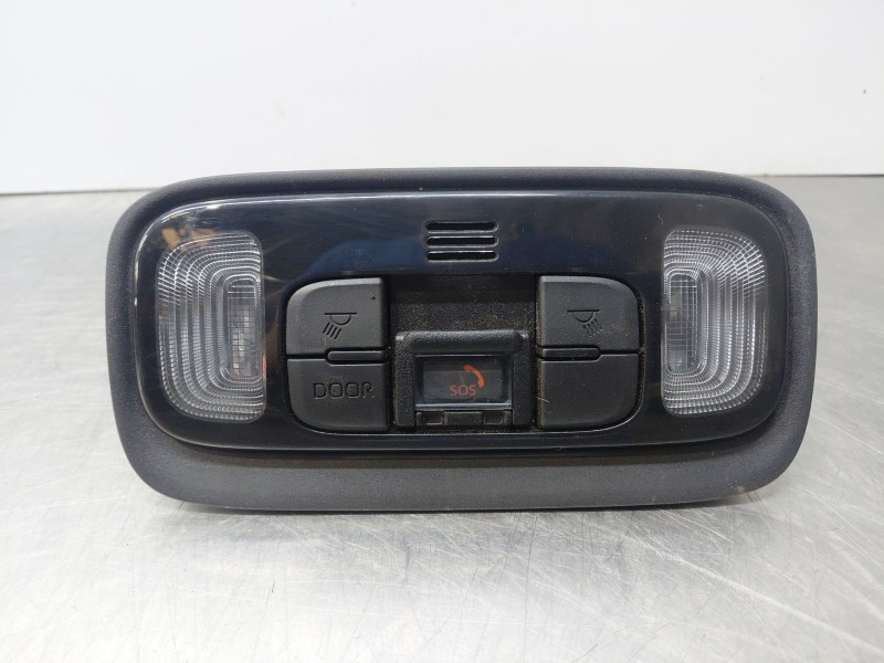 Recambio de luz interior para toyota yaris cross mpx style referencia OEM IAM   