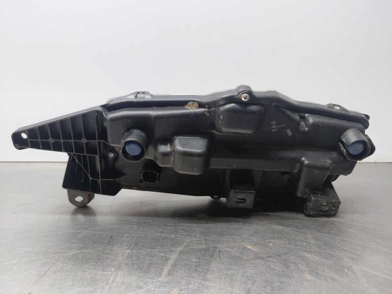 Recambio de piloto delantero izquierdo para toyota yaris cross mpx style referencia OEM IAM   