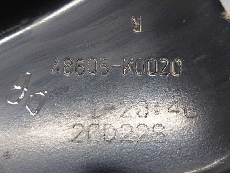 Recambio de brazo suspension inferior delantero derecho para toyota yaris cross mpx style referencia OEM IAM   