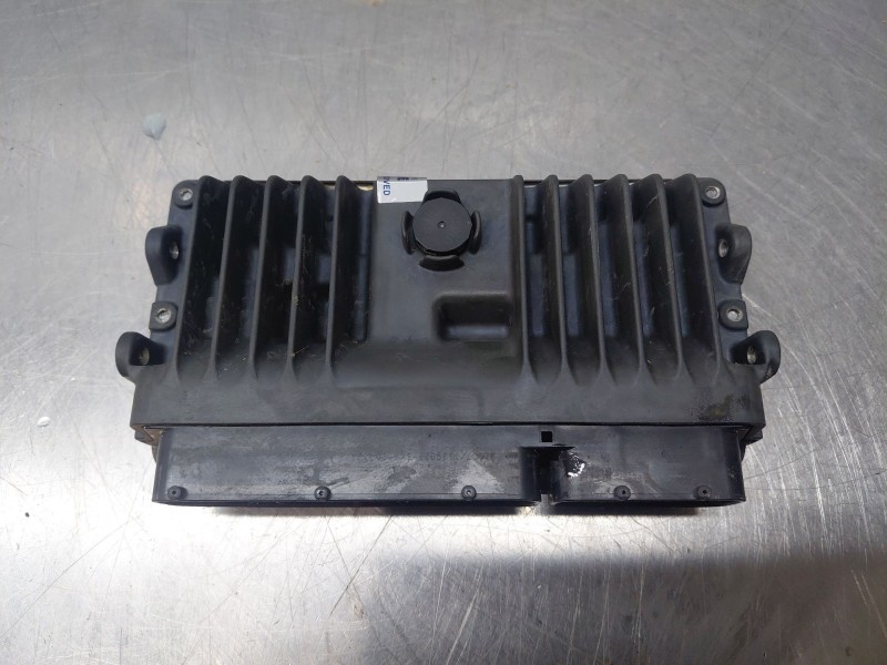 Recambio de centralita motor uce para toyota yaris cross mpx style referencia OEM IAM   