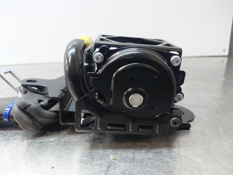 Recambio de cinturon seguridad trasero izquierdo para toyota yaris cross mpx style referencia OEM IAM   