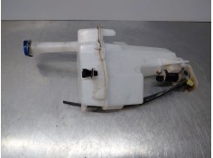 Recambio de deposito limpia para toyota yaris cross mpx style referencia OEM IAM   