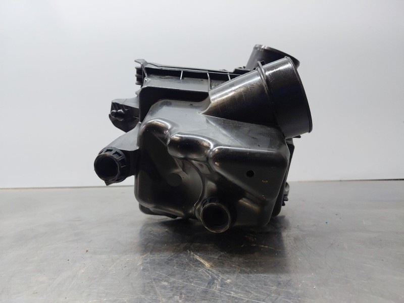 Recambio de filtro aire para toyota yaris cross mpx style referencia OEM IAM   