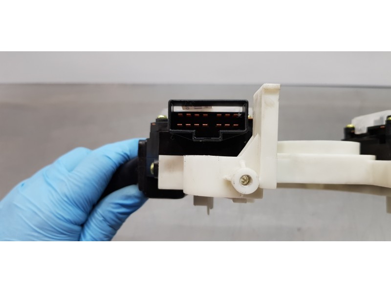 Recambio de mando multifuncion para ssangyong rodius xdi limited referencia OEM IAM 8592221020 8592208030 