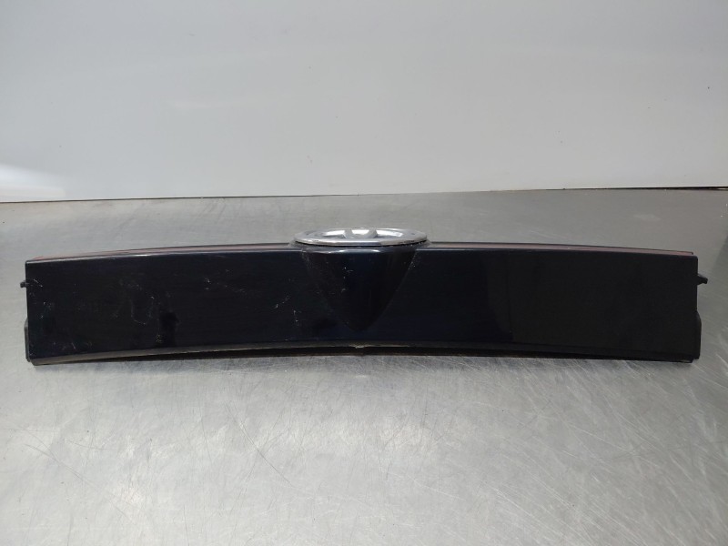 Recambio de piloto trasero central para toyota yaris cross mpx style referencia OEM IAM 768010d760  