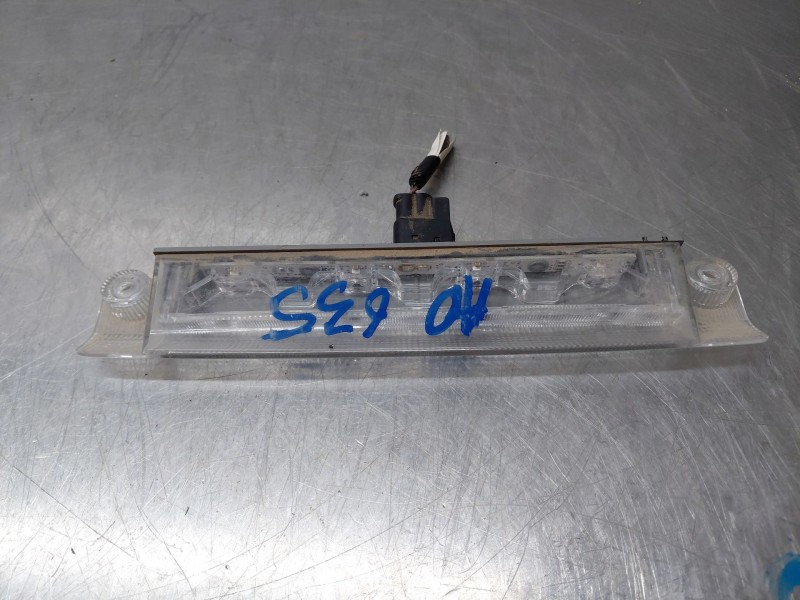 Recambio de luz central de freno para toyota yaris cross mpx style referencia OEM IAM   