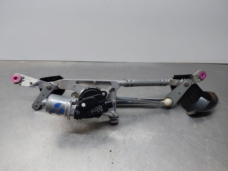 Recambio de motor limpia delantero para toyota yaris cross mpx style referencia OEM IAM   