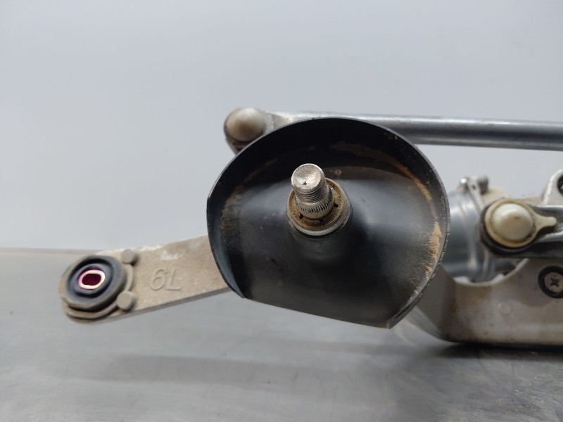 Recambio de motor limpia delantero para toyota yaris cross mpx style referencia OEM IAM   