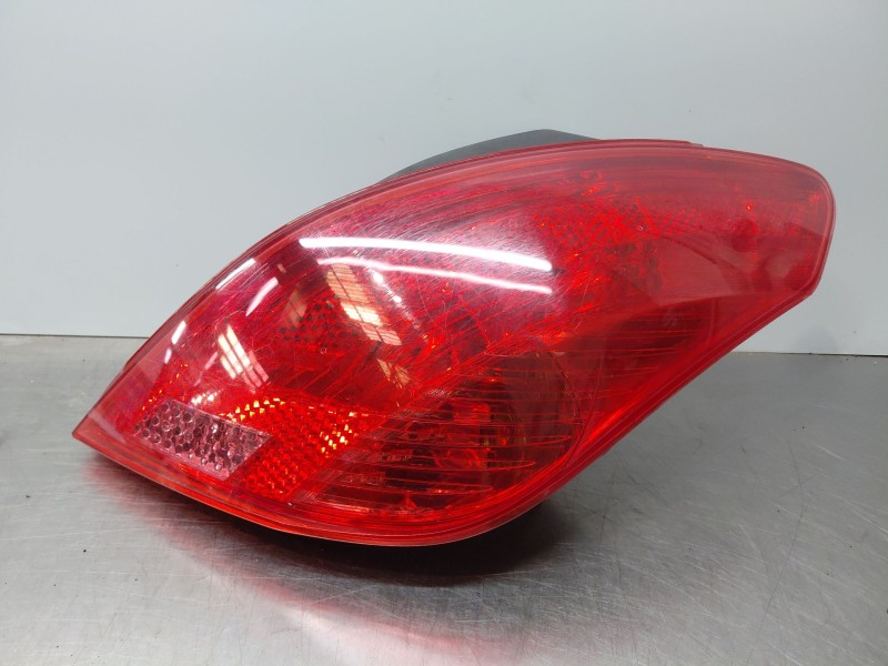 Recambio de piloto trasero derecho para peugeot 308 i (4a_, 4c_) 1.6 hdi referencia OEM IAM 6351CV  