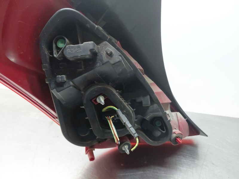 Recambio de piloto trasero derecho para peugeot 308 i (4a_, 4c_) 1.6 hdi referencia OEM IAM 6351CV  